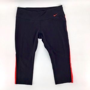 Nike Dri-Fit Side Stripe Capri Leggings Size Large